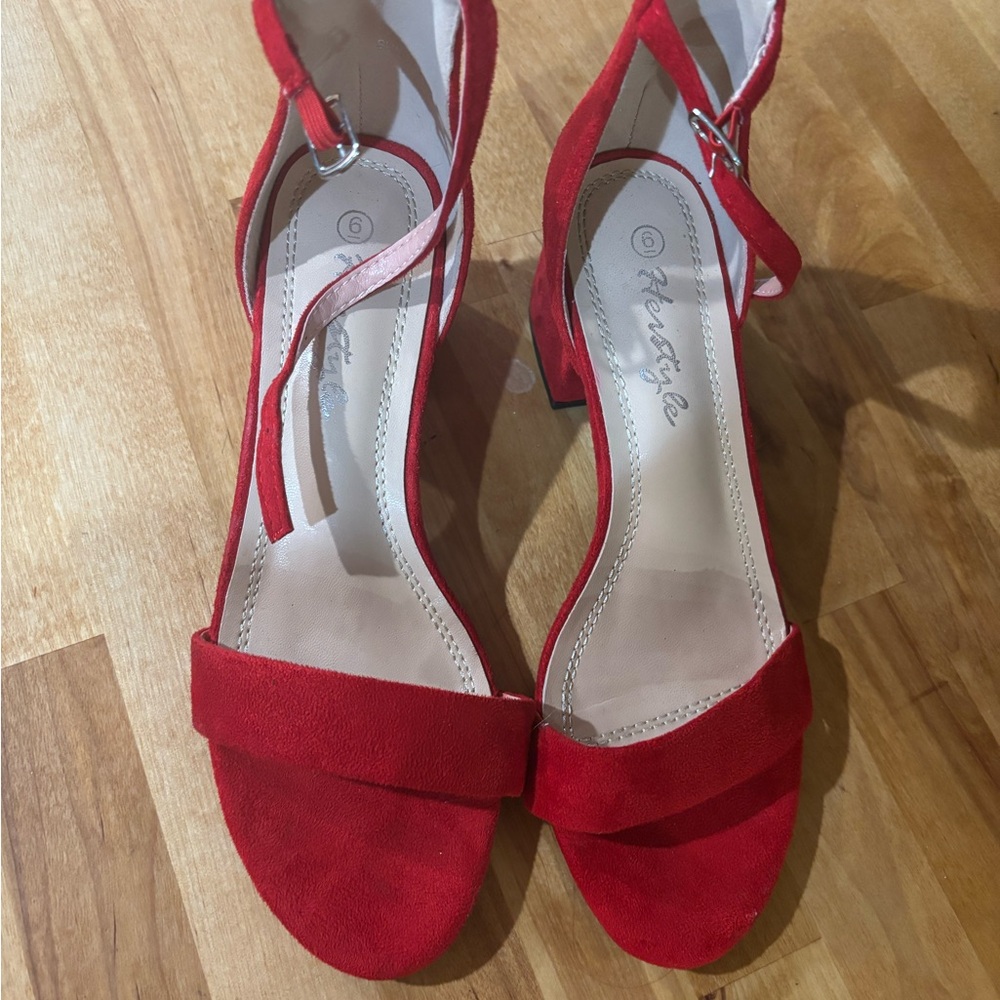 Like new! Her style Red Suede Ankle-Strap Block Heel Sandals - size 6